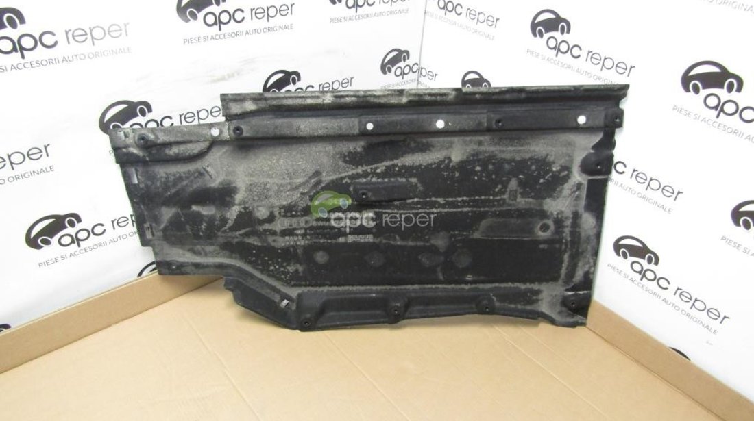 Scut longitudinal dreapta Audi A4 8W - Cod: 8W0825208 / B / 0