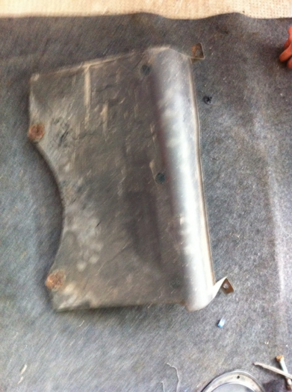 Scut mic Volkswagen VW Golf 4 [1997 - 2006] Hatchback 5-usi 1.9 TDI MT (116 hp) (1J1)