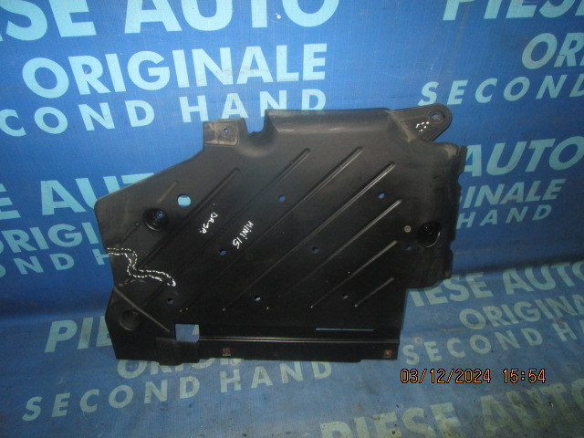Scut Mini Cooper Countryman ; 9808213 // 9804841 (fisurat)