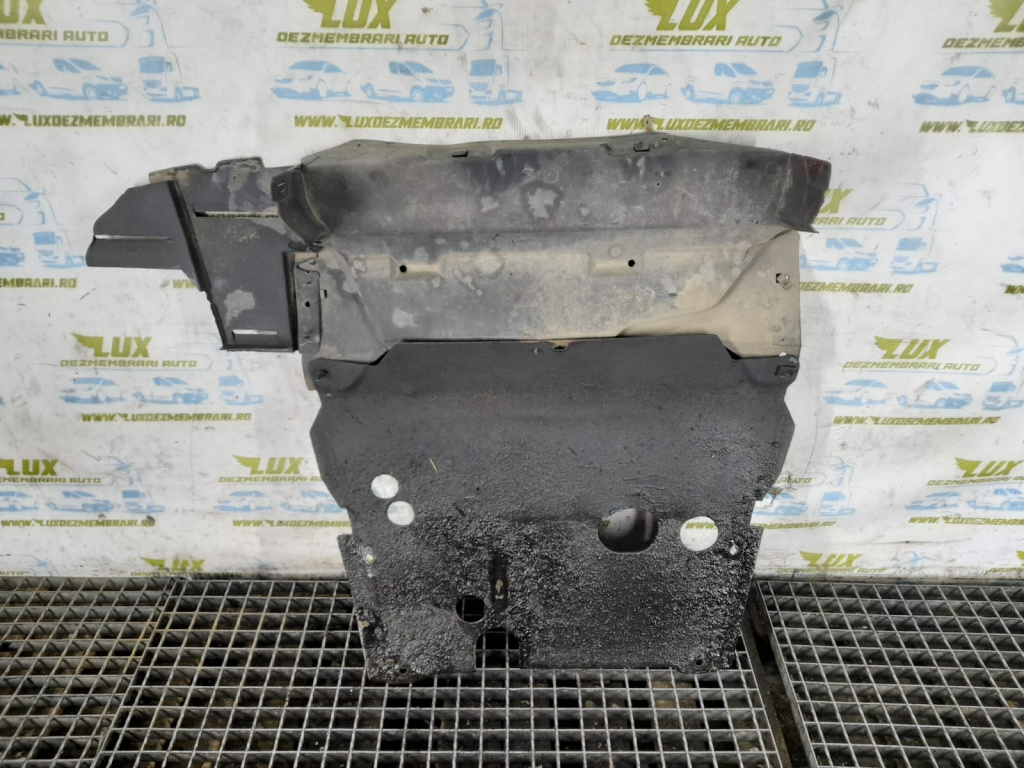 Scut motor 1.6 benzina K4M700 Renault Megane [facelift] [1999 - 2003] 1.6 benzina K4M700