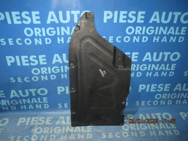Scut motor BMW E87 120d; 7134090 (cutie, cu defect)