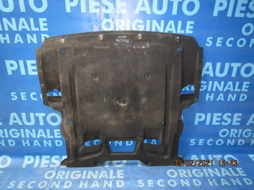 Scut motor BMW F10 530d 3.0d N57D30A;  7185113 (fisurat)