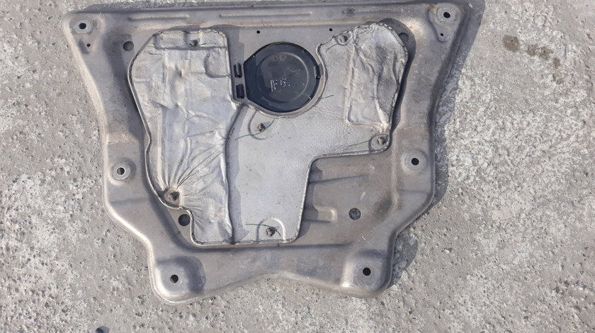 Scut motor BMW X5 F15 cod 6853814