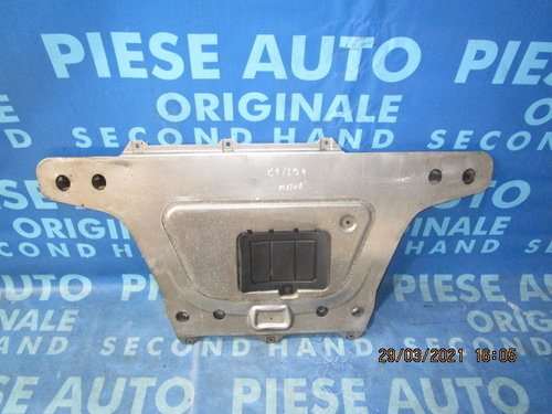 Scut motor BMW Z4 E85 2.0i N46 (metalic)