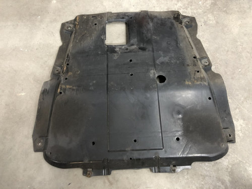 Scut motor Dacia Sandero 0.9 TCe Easy-R, 90cp sedan 2016 (cod intern: 84325)