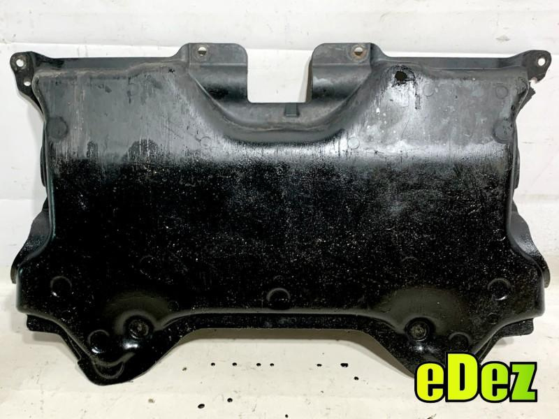 Scut motor Mercedes E-Class (2009->) [W212]