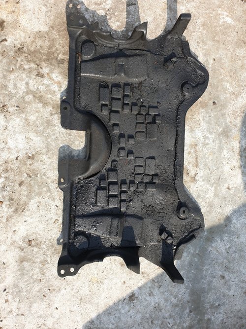 Scut Motor Mercedes E Class W212 an 2011