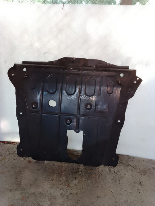 Scut motor metalic Dacia Duster 1.5 Motorina 2019