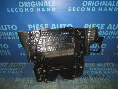 Scut motor Opel Zafira B 1.9cdti ; 13114644 (fisurat)