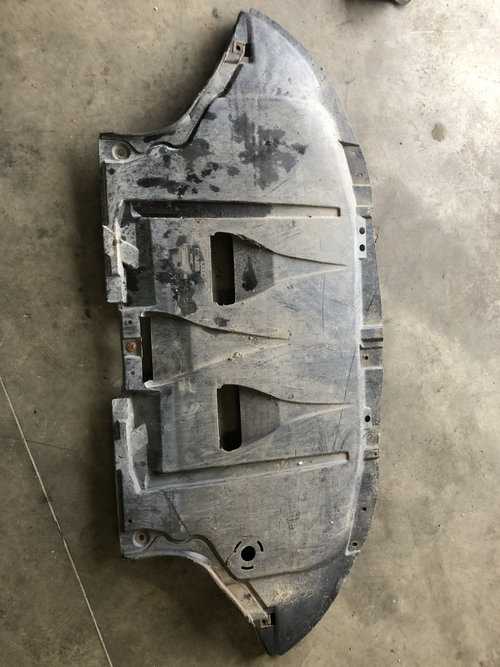 Scut motor plastic Audi A4 B7 - Motorina 2007, 8E0805885G