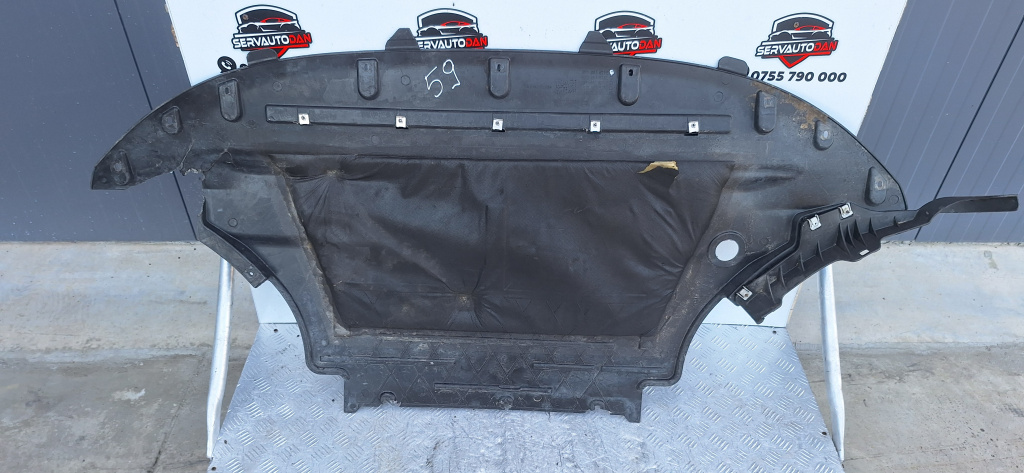 Scut motor plastic Audi Q5 (2008-2012) [8R] 2.0 Motorina 2012, 8R1863821E