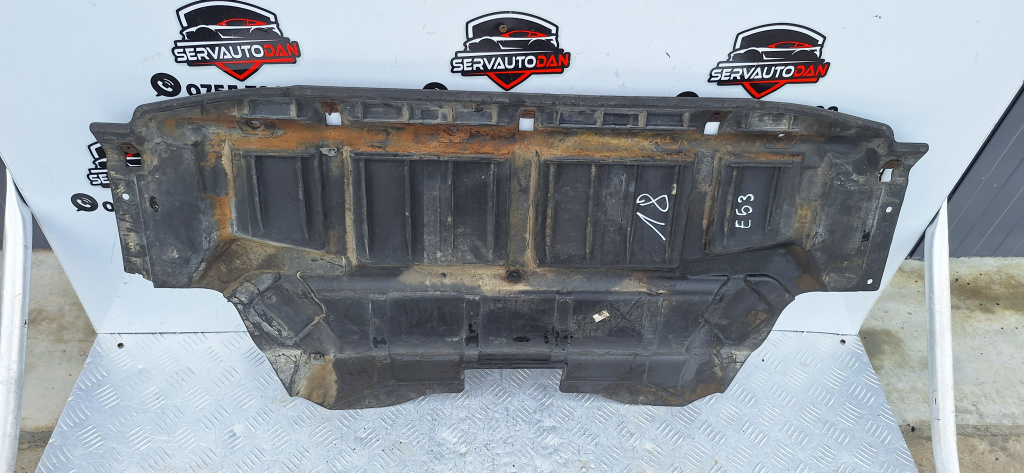 Scut motor plastic BMW X5 (1999-2006) [E53] 3.0 Motorina 2005, 8402436