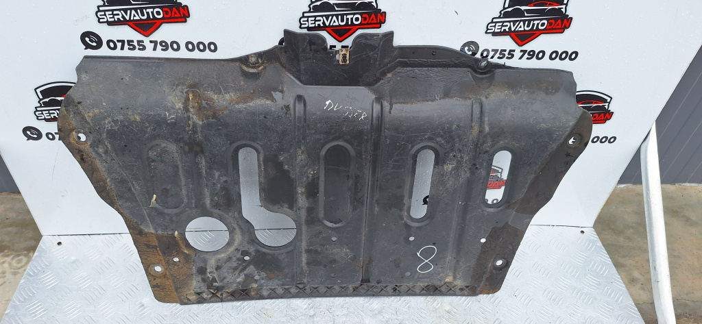 Scut motor plastic Dacia Duster 2 (2017->) 1.6 Benzina 2018, 300268462 / 758902039R