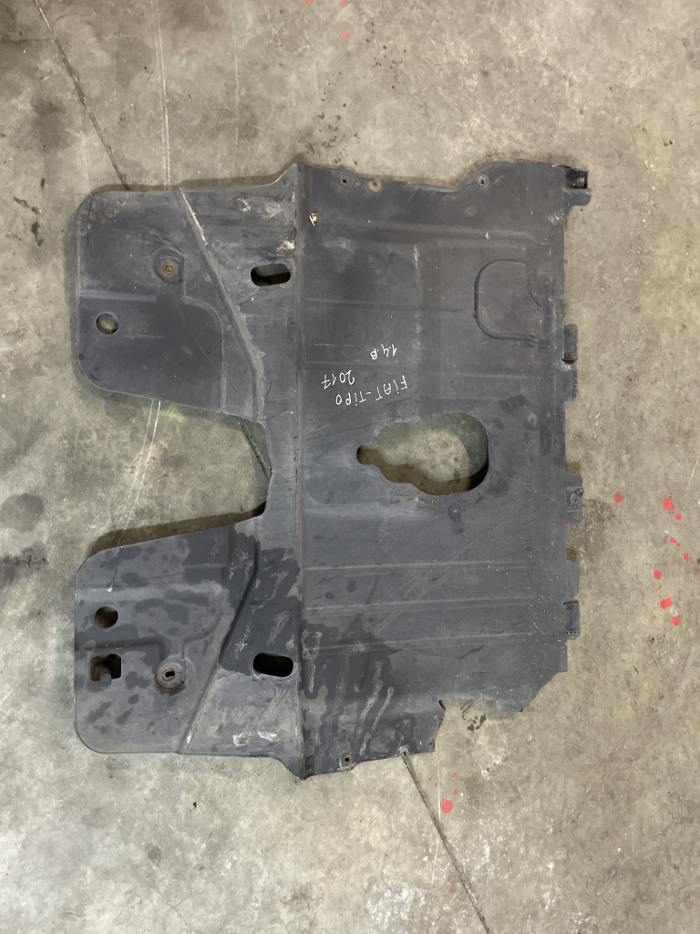 Scut motor plastic Fiat Tipo 1.4 Benzina 2017, CU DEFECT