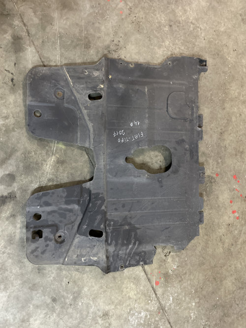 Scut motor plastic Fiat Tipo 1.4 Benzina 2017, CU DEFECT