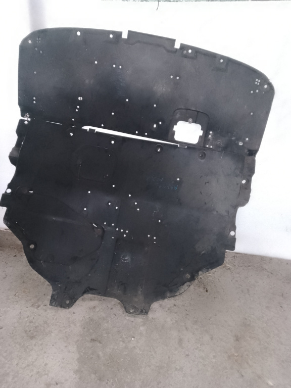 Scut motor plastic Mazda 6 2.2 Motorina 2014