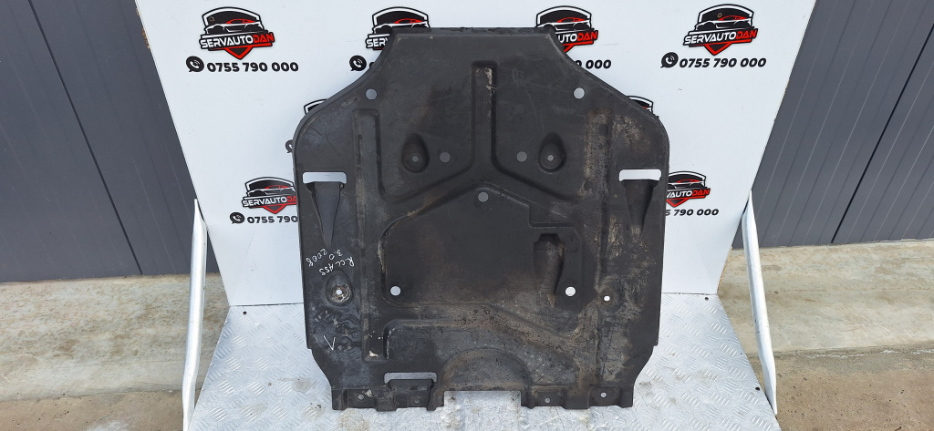 Scut motor plastic Mercedes-Benz R-Class (2006-2010) [w251 , v251] 3.0 Motorina 2008, A2515240730
