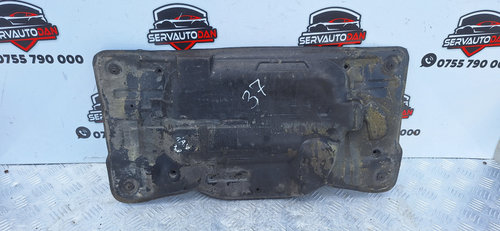 Scut motor plastic Mercedes-Benz Viano (2009->) 3.0 Motorina 2008, A6395201123