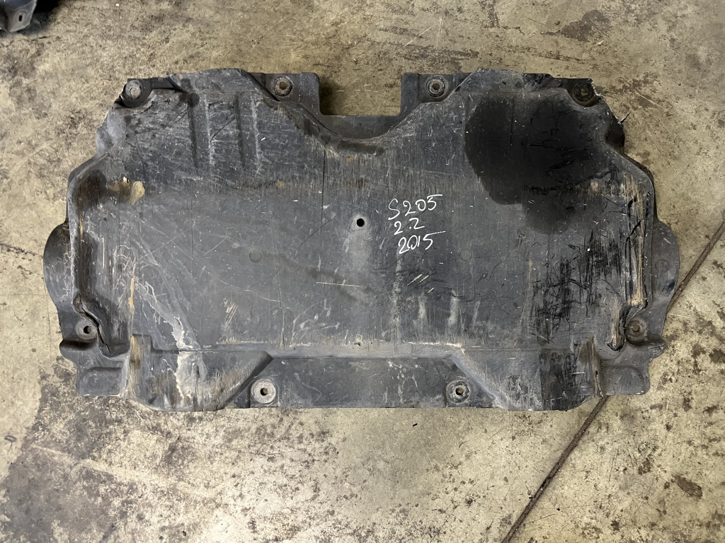 Scut motor plastic Mercedes C-Class W205/S205 Break 2018
