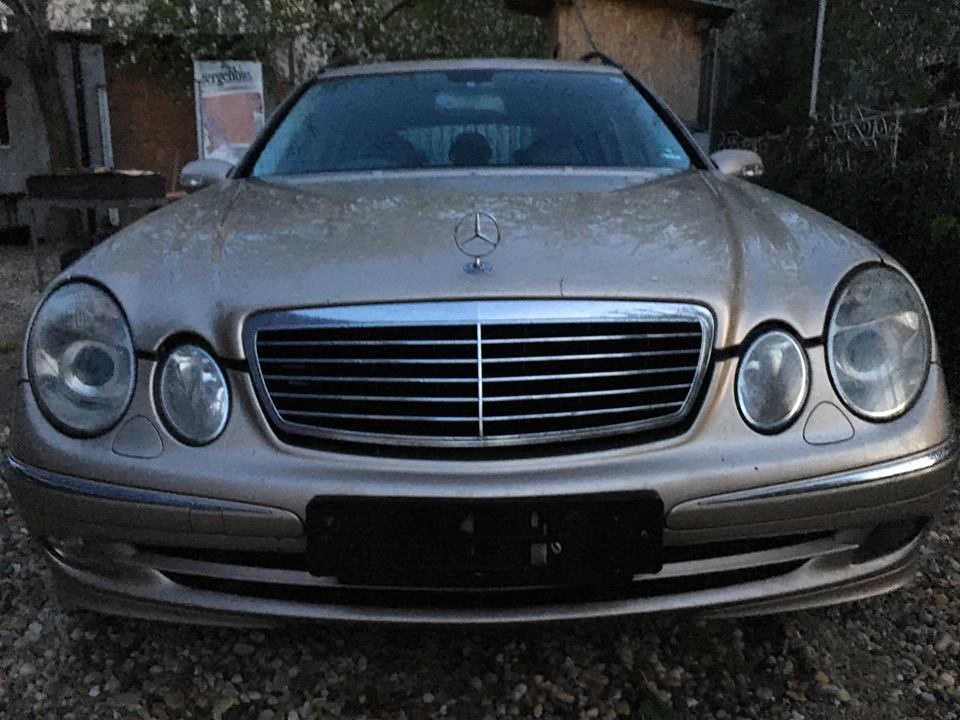 Scut motor plastic Mercedes E-Class W211 2005 Limuzina 2148