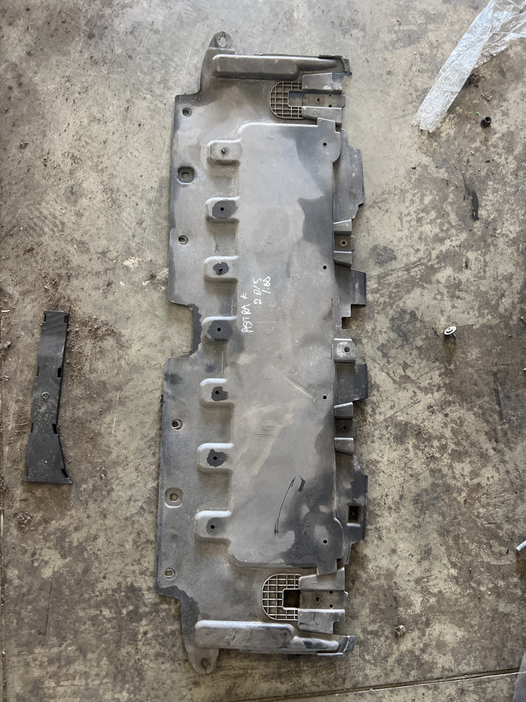 Scut motor plastic Opel Astra K 1.6 Motorina 2018, 18428601