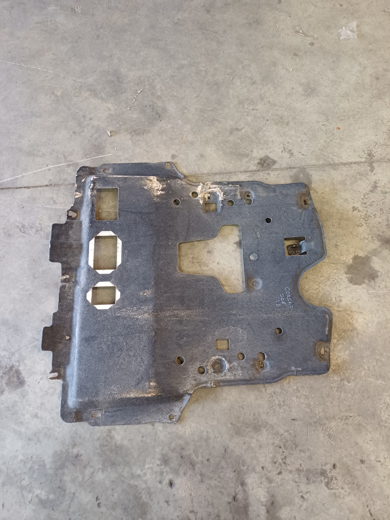 Scut motor plastic Opel Corsa F 1.2 Benzina 2018, 9824226080