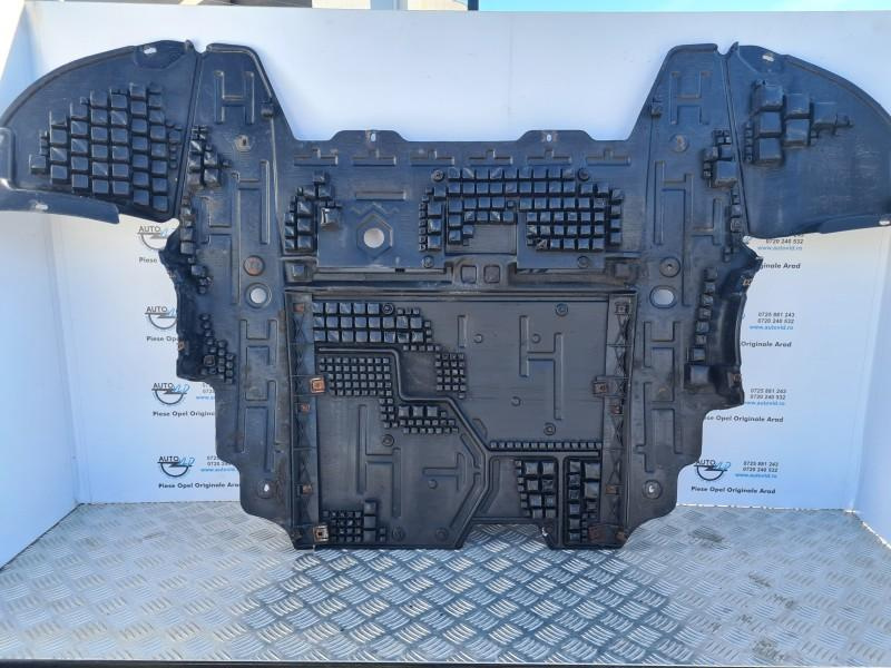 Scut motor plastic Opel Vectra C facelift 2005-2009 13222175