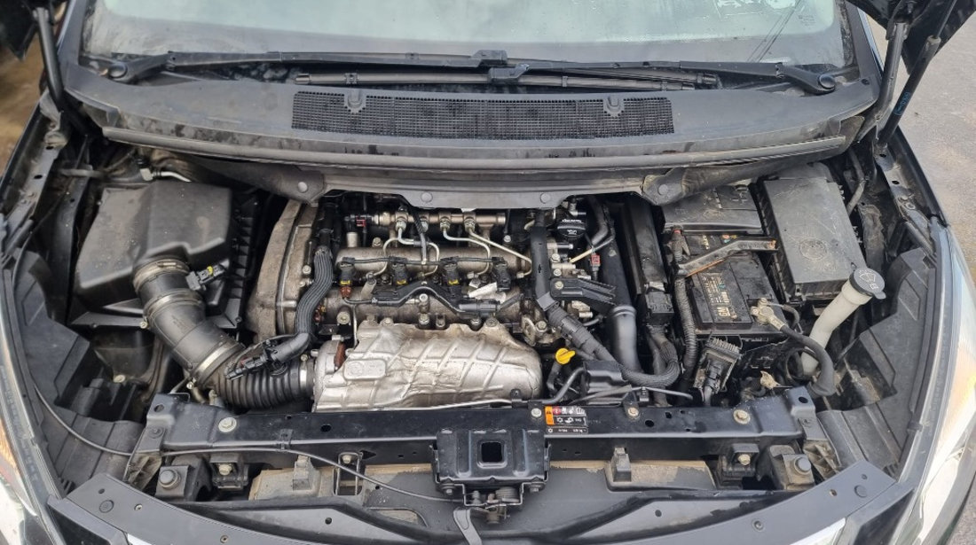 Scut motor plastic Opel Zafira C 2015 monovolum 2.0 cdti