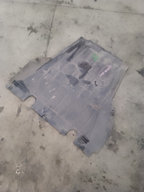 Scut motor plastic Renault Captur 0.9 Benzina 2016