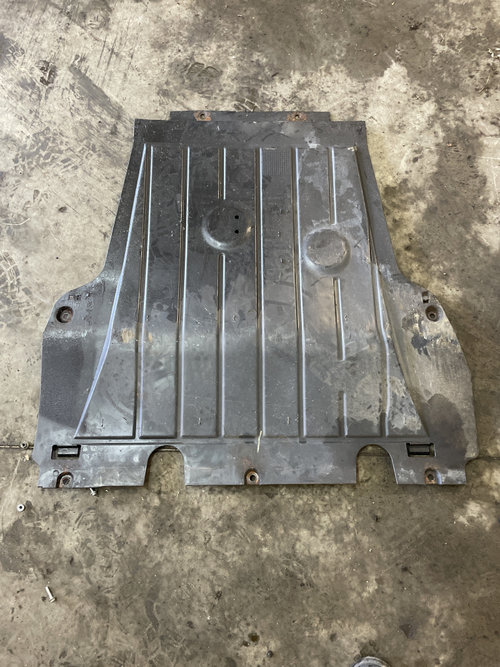 Scut motor plastic Renault Captur 1.5 Motorina 2015