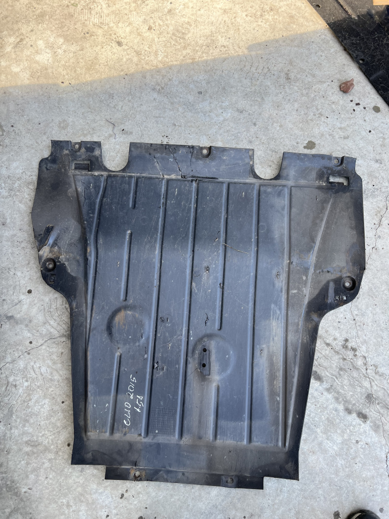 Scut motor plastic Renault Clio 4 1.5 Motorina 2015, 758904230R