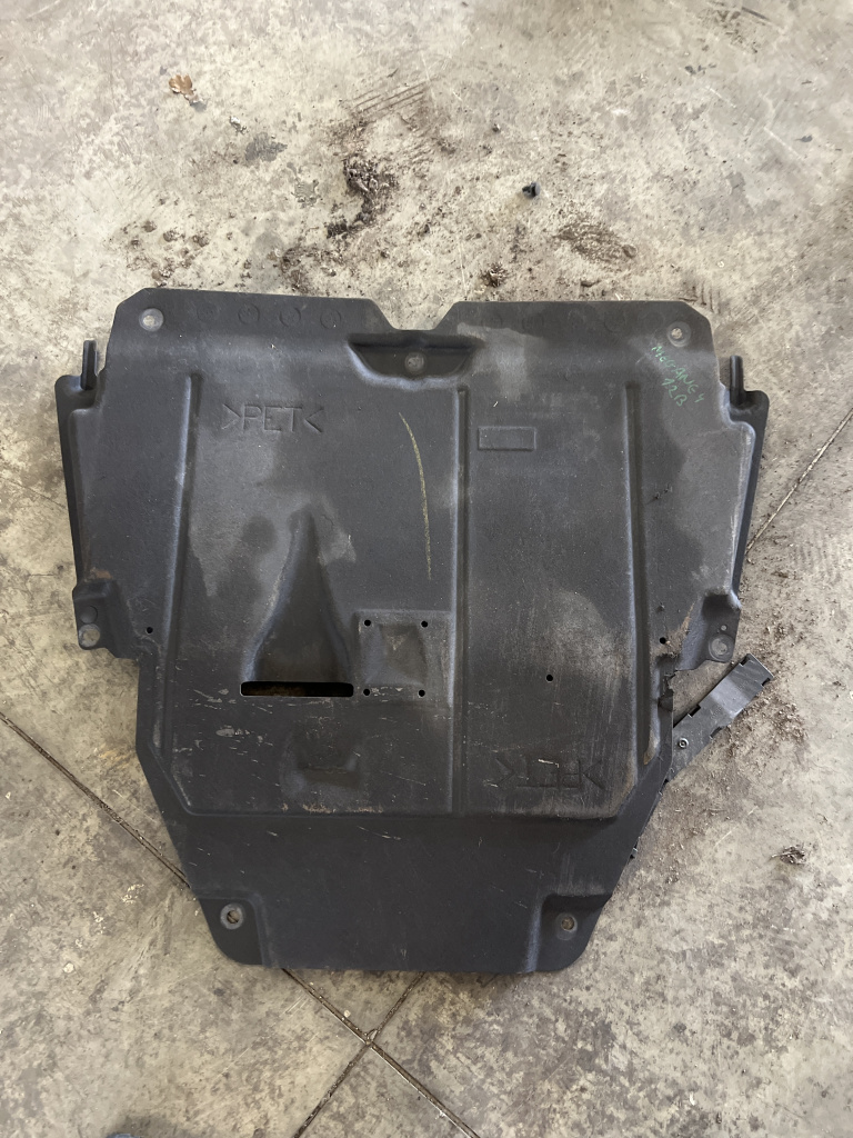 Scut motor plastic Renault Megane 4 1.2 Benzina 2018, 758906742R