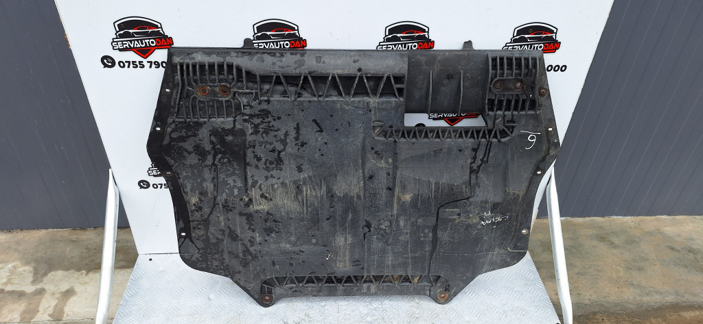 Scut motor plastic Skoda Octavia 2 facelift (2008-2013) 2.0 Motorina 2012, 5C6825901B