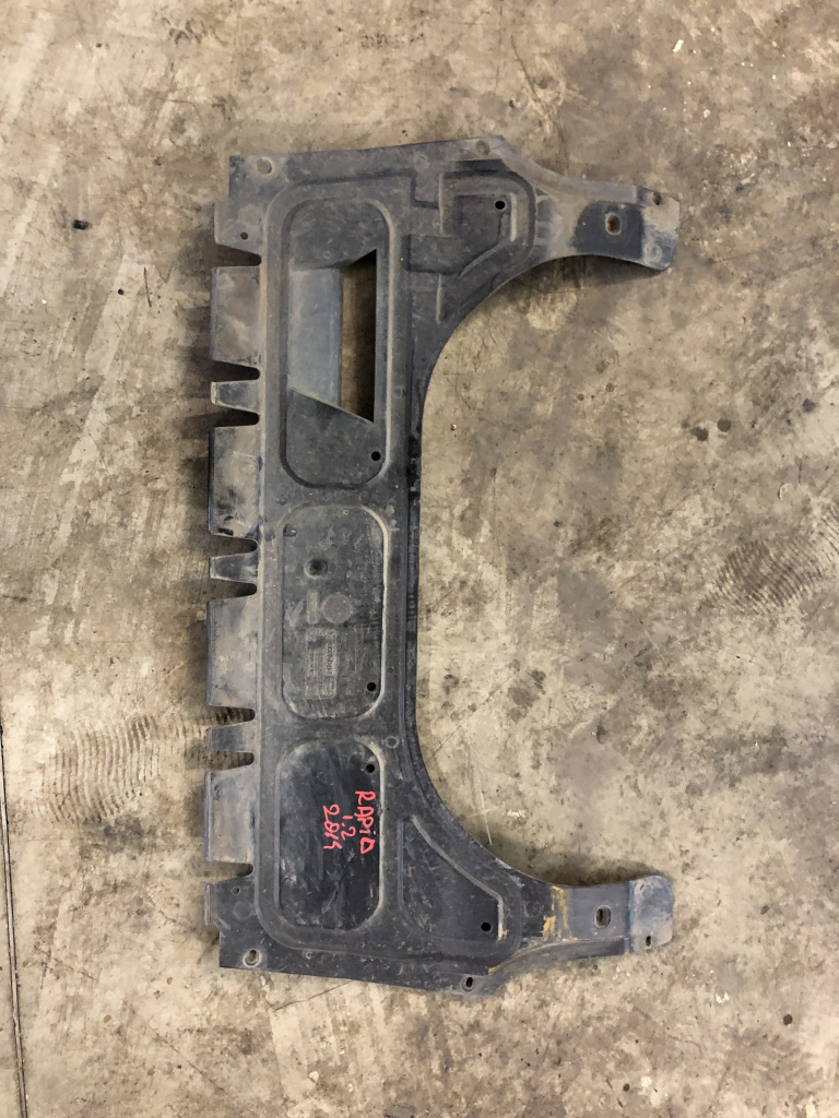 Scut motor plastic Skoda RAPID 1.2 2014