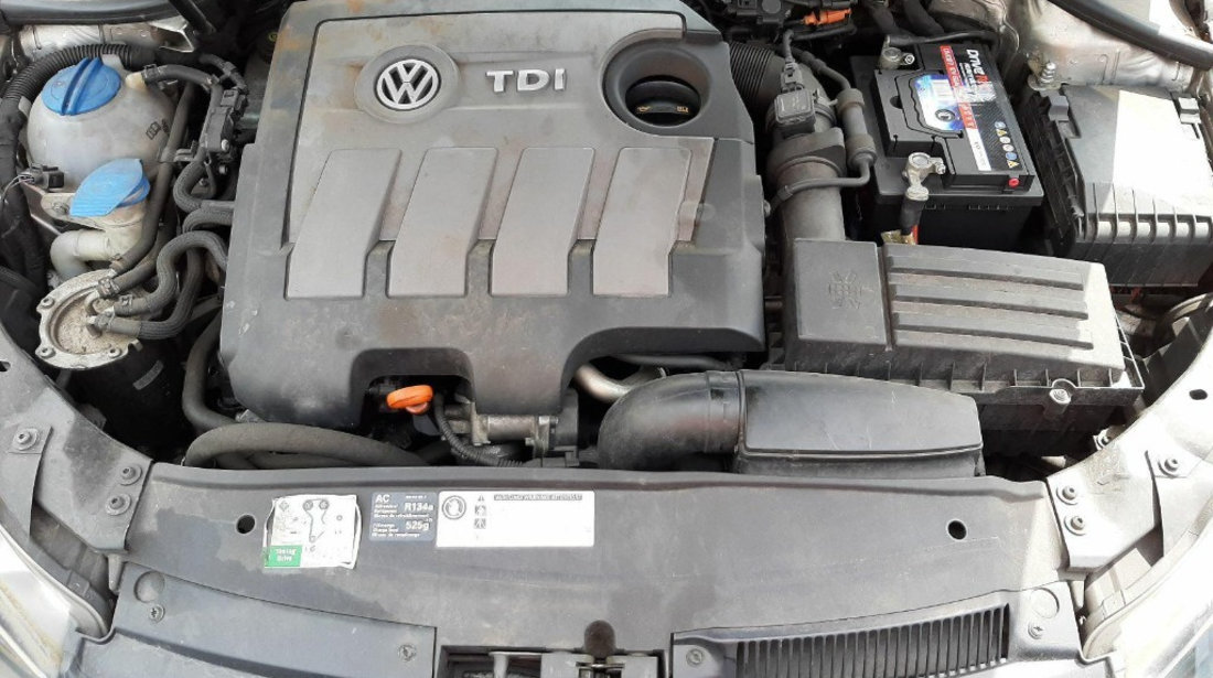 Scut motor plastic Volkswagen Golf 6 2010 HATCHBACK 1.6 TDI