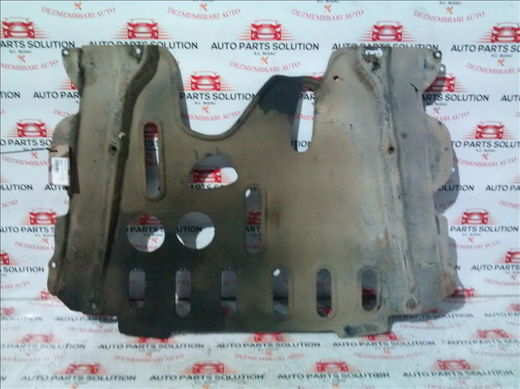 Scut motor RENAULT CLIO an fabr. 2010