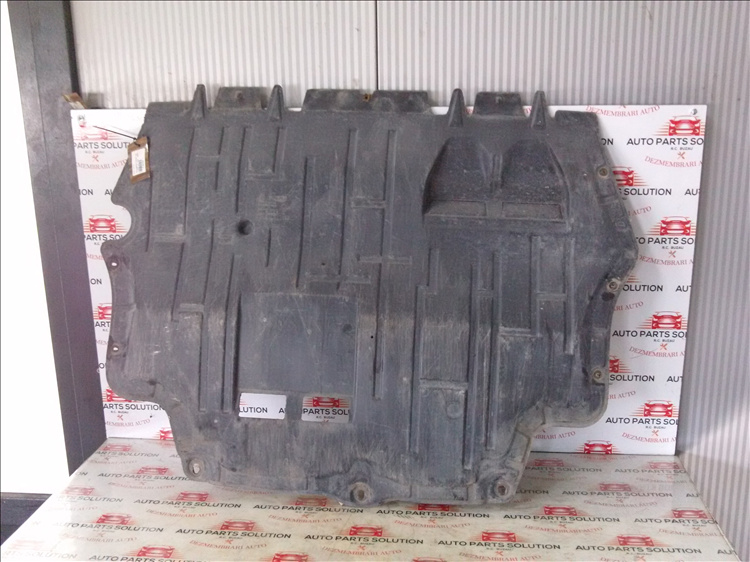 Scut motor VOLKSWAGEN PASSAT B6 1.6 tdi an fabr. 2010