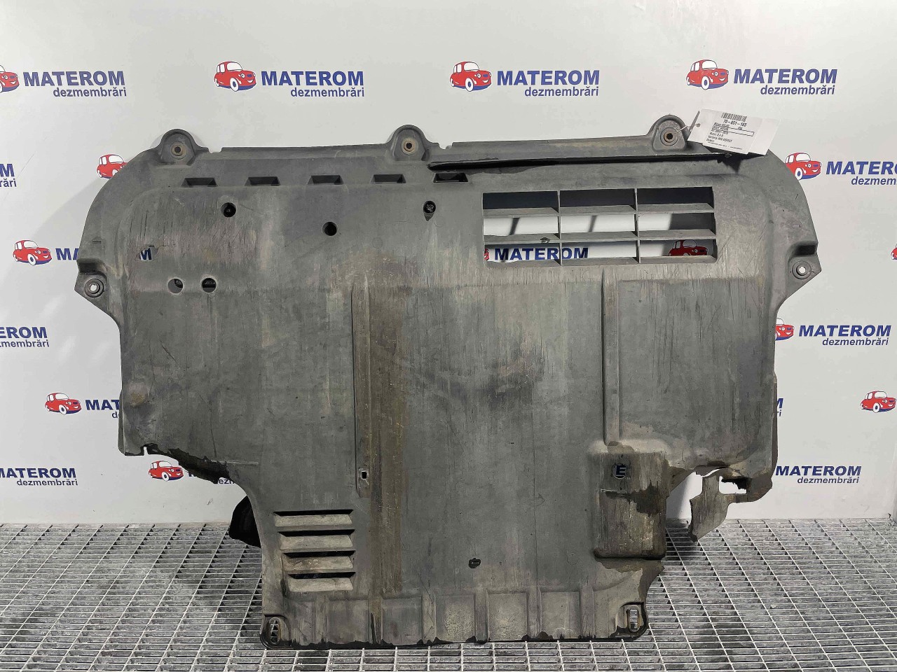 SCUT MOTOR VOLVO V50 2.4 D - (2004 2010)