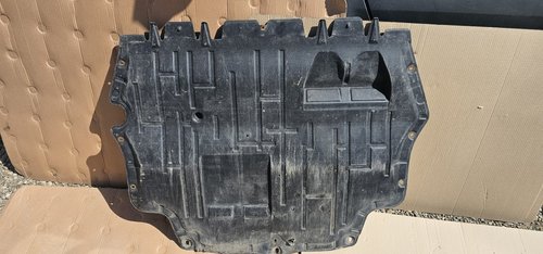 Scut motor Vw Passat B6 2005 2006 2007 2008 2009 2010
