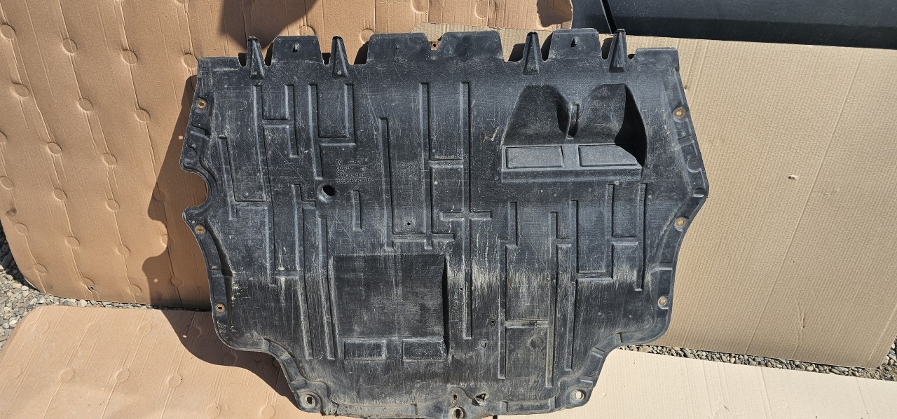 Scut motor Vw Passat B7 / Passat CC 2011 2012 2013 2014