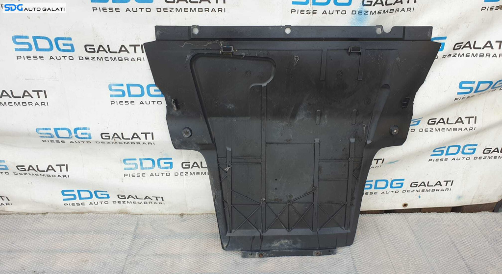 Scut Plastic Motor Renault Megane 2 2002 - 2008 Cod 8200115689