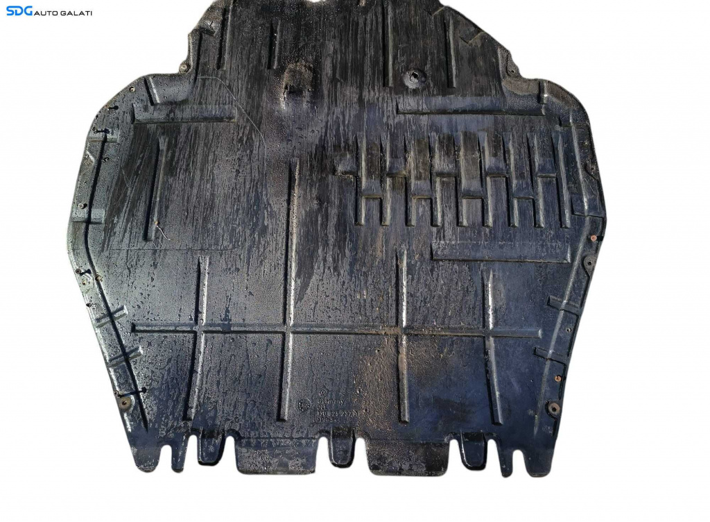 Scut Plastic Protectie Motor Volkswagen Bora 1998 - 2005 Cod 1J0825237M [V0225]