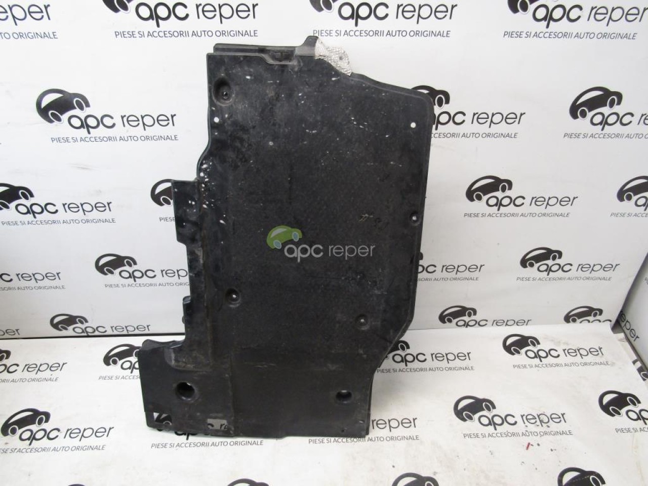 Scut Podea Audi A3 8V Sportback cod 5Q0825500