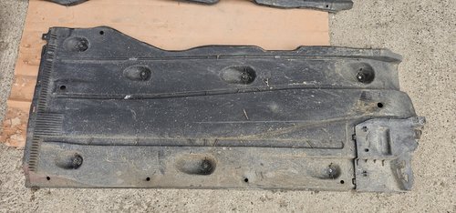 Scut podea dreapta Vw Golf 7 2013 2014 2015 2016 2017 2018