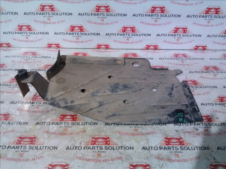 Scut podea stanga BMW F10
