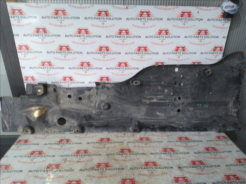 Scut podea stanga MERCEDES-BENZ ML W166