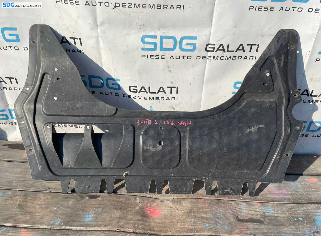 Scut Prelungire Fusta Motor Volkswagen Jetta 4 2011 - 2018 Cod 5C0825237D [2208]