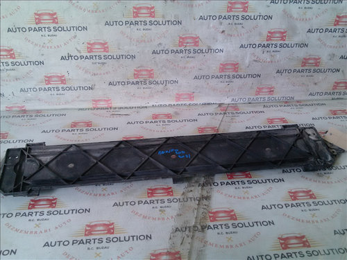 Scut radiatoare BMW F10 3.0 D an fabr. 2011