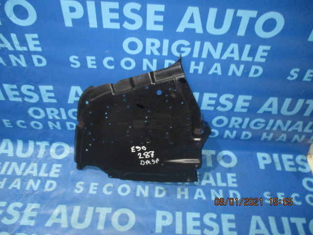 Scut rezervor BMW E90;  7070141