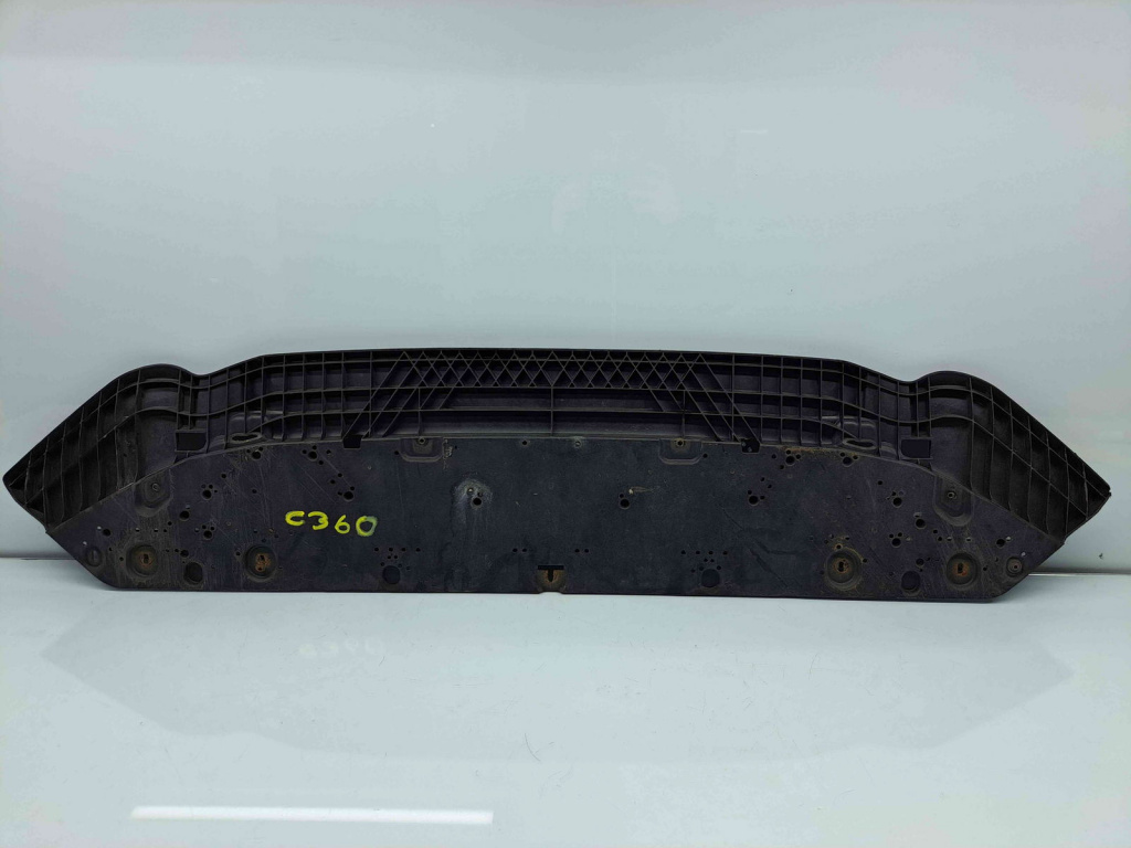 Scut sub bara Audi A4 (8W2, B9) [Fabr 2015-2023]